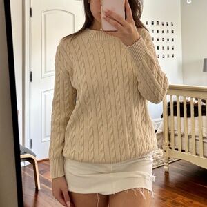 Cable knit Sweater